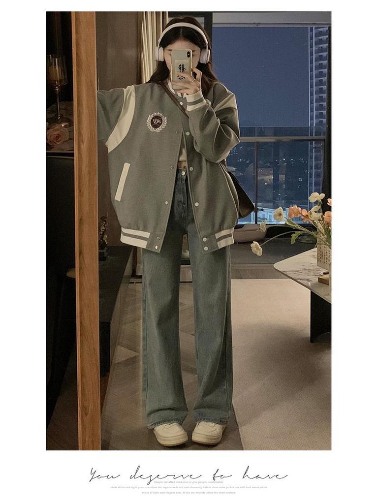 Damen Graue Retro College-Stil Baseballjacke - Frühling/Herbst 2024: Neues Spleißdesign, lässiger Stehkragen.