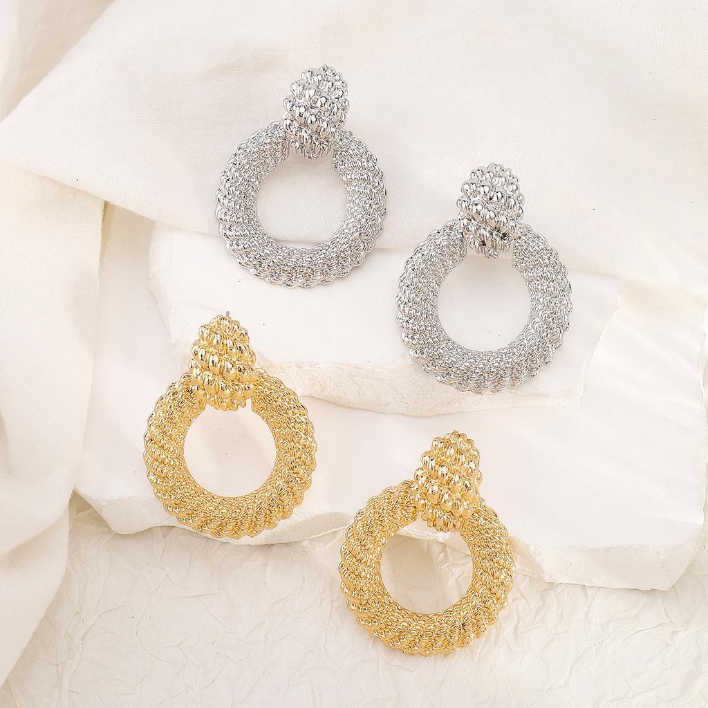 European American Style Round Alloy Earrings Exaggerated Irregular Geometric Minimalist Luxury High Grade Ear Jewelry For Women