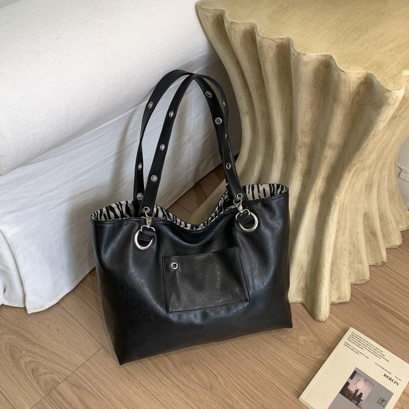 

Double Sided Commuter Underarm Handbag for Women 2026 New PU Single Shoulder Bag High Quality Large Capacity Travel Tote Bags чёрный