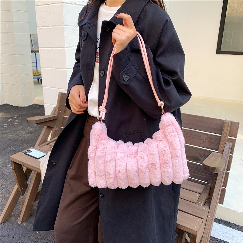 Women's Plush Shoulder Bag - 2025 Fashionable Versatile Furry Underarm Handbag with Niche Design