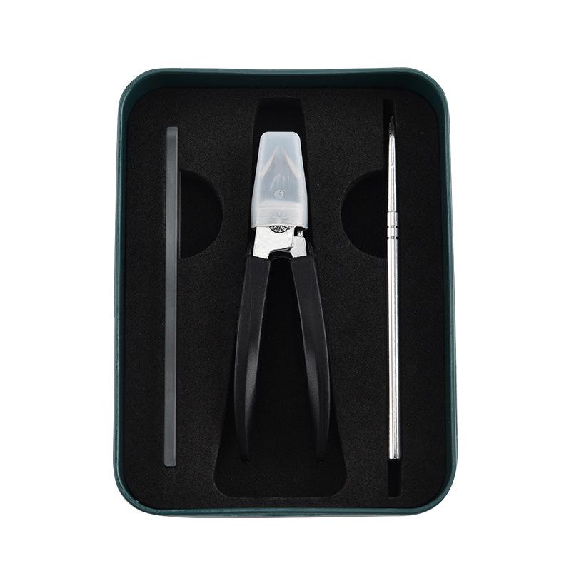 In Stock: Imitation Gold Cicada Anti-Splash Super Sharp Angled Nail Clippers with Large Opening and Stainless Steel Pliers