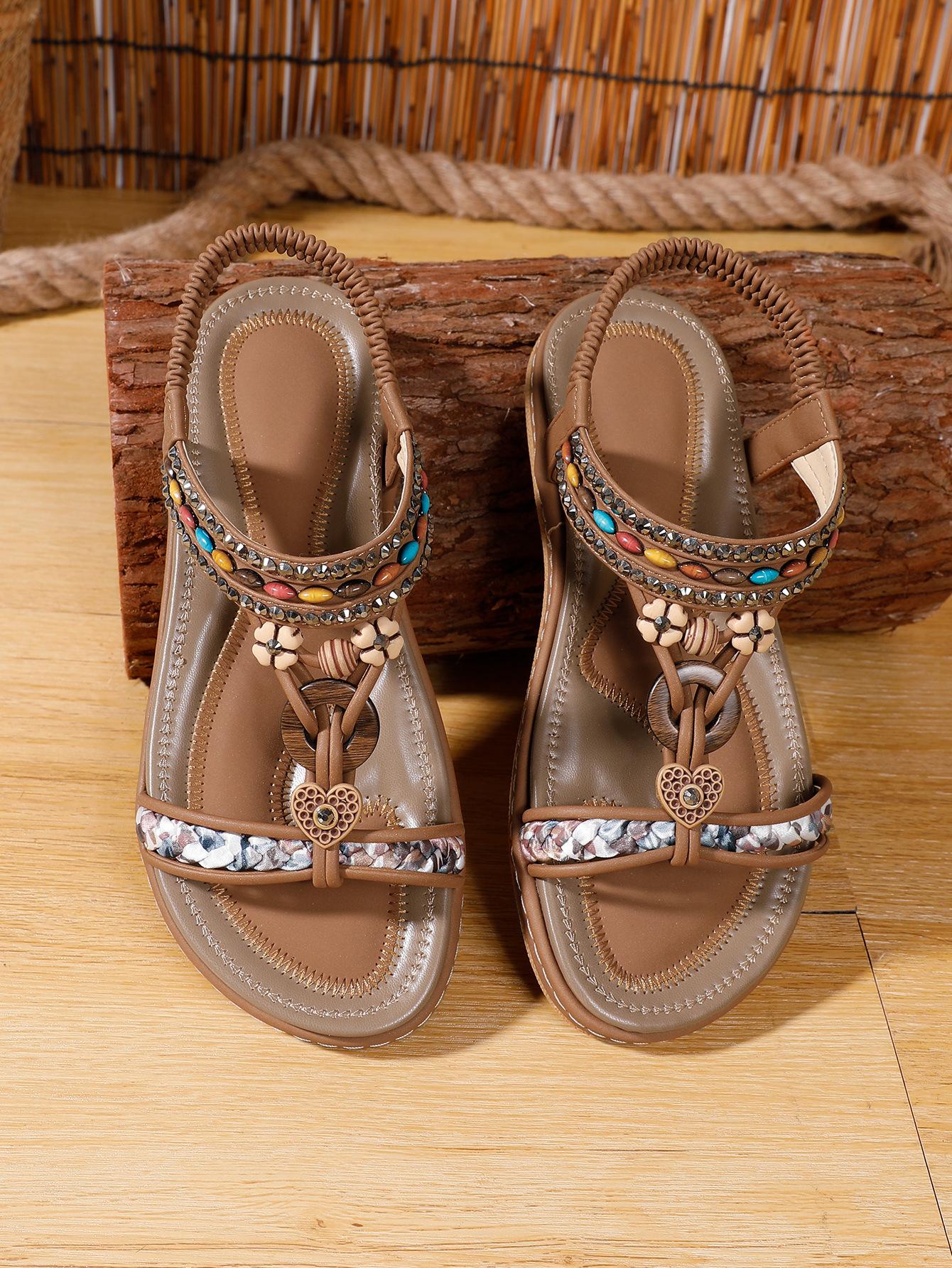 

2025 лето новые женские туфли в богемном этническом стиле на плоской подошве ретро сандалии ручной работы с бисером большого размера женские 43