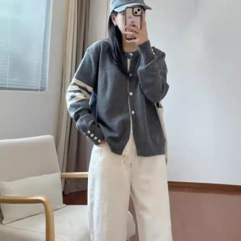 Autumn and Winter New College Style Knitted Cardigan Sweater Fashionable Three Bars Contrasting Color Design Loose and Versatile Outerwear Top