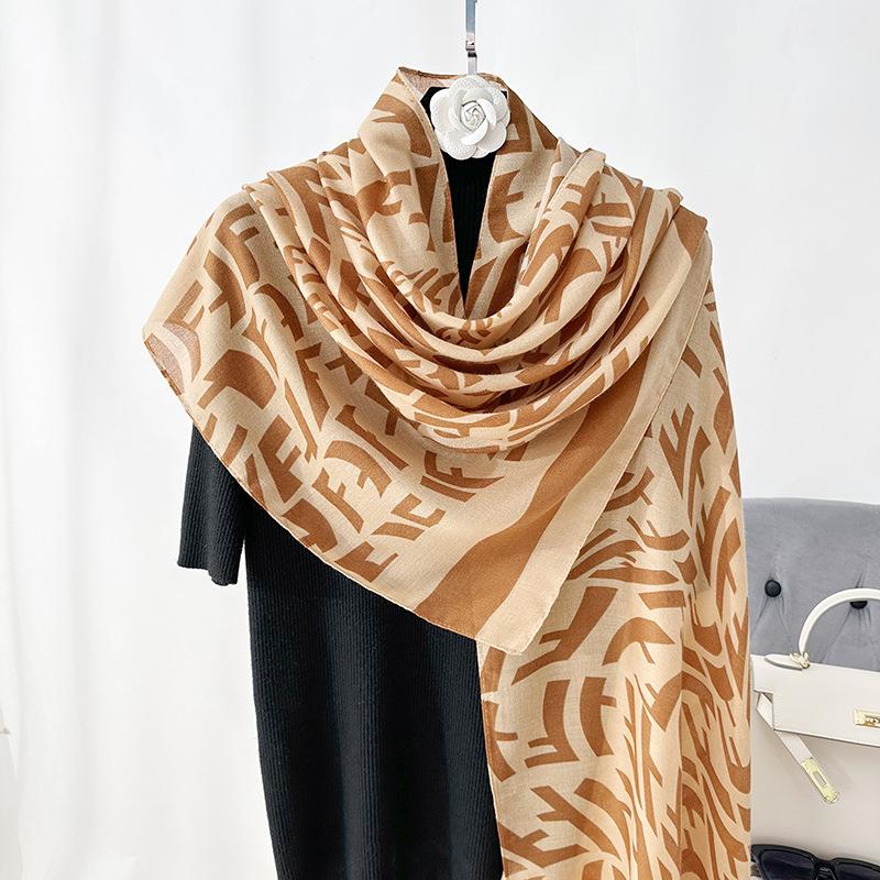 Classic High-end Simple Letter Print Scarf Women's Fashion Age-reducing Temperament Photography with Shawl