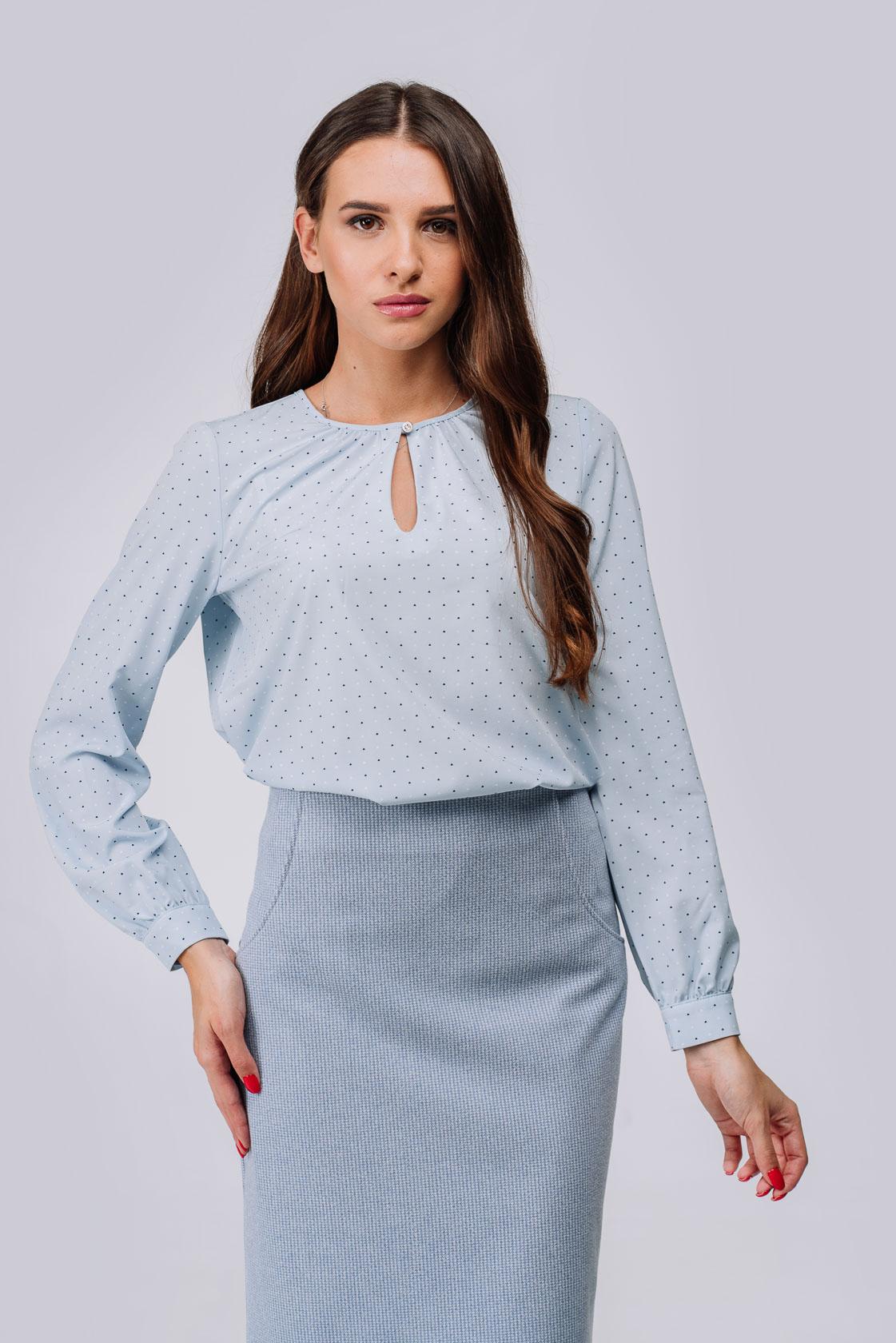 

Блуза прямого крою в горошок 38 алмаз