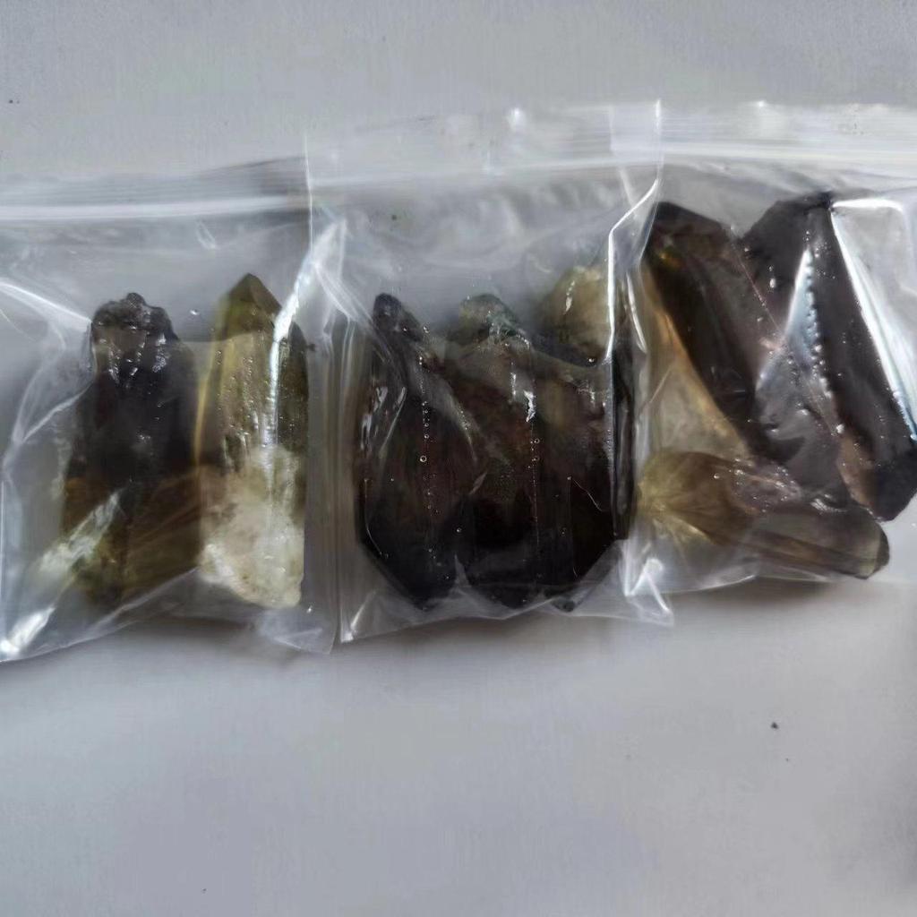 Natural Smoky Quartz Crystal Points Specimen Reiki Healing Stone Hexagonal Prisms Obelisk Wand Tower Energy Meditation Decora