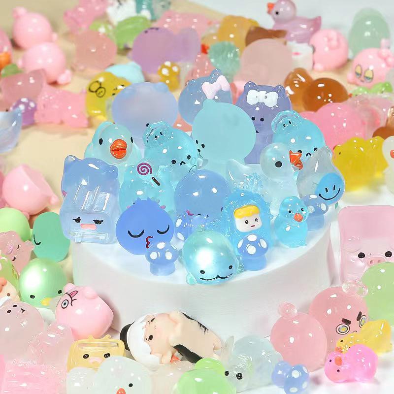 5/10 Pcs Set Glowing In The Dark Cute Mini Dinosaur Fox Animal Cartoon Diy Accessories Micro Landscape Kawaii Girl Kids Toy Gift