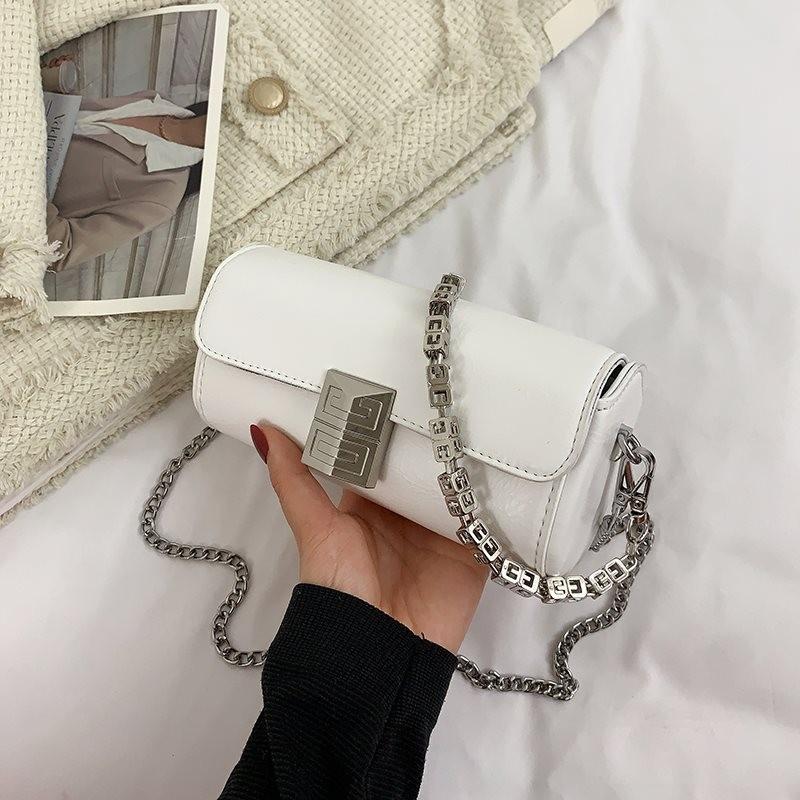 Chic White Chain Shoulder Bag For Women Stylish Versatile Soft Fabric Design