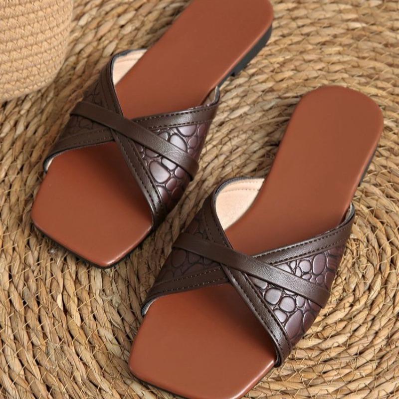 Fashion 2025 Summer New Women's Open Toe Slippers Hot Sale Plus Size Square Toe Low Heel Sandals Outdoor Casual Daily Slippers Zapatos