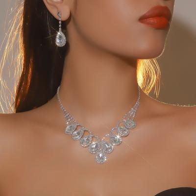 Conjunto de collar y pendientes de diamantes de imitación brillantes de lujo europeo y americano, conjunto de dos piezas de collar y pendientes de circonita de moda, joyería nupcial.