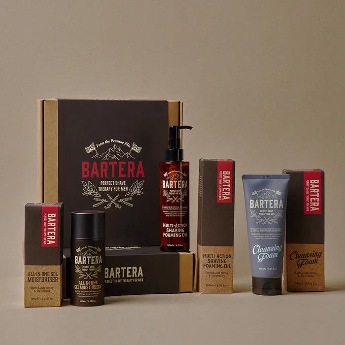 

Очищающая пенка + Масло для бритья + Увлажняющий гель «всё в одном» набор из 3 предметов