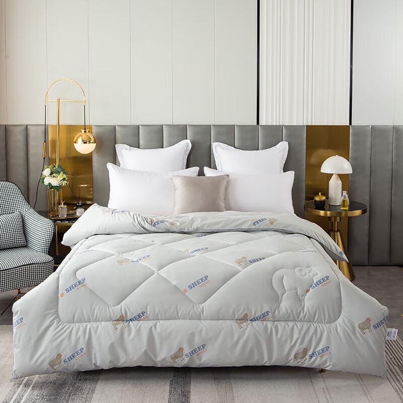 

Bruno Zhuoran Eight-Hole Fiber Quilt