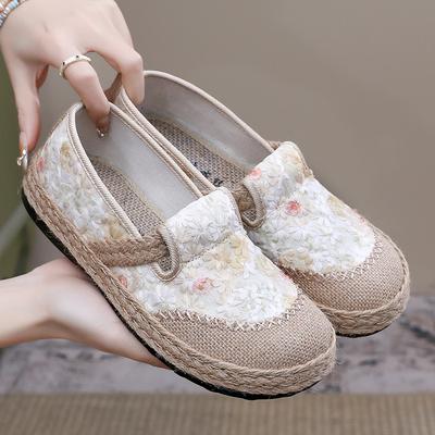Schuhe Damen Frühling neu ethnischer Stil Mutter Schuhe Leinen alte Peking Stoffschuhe Slipper atmungsaktive Freizeitschuhe