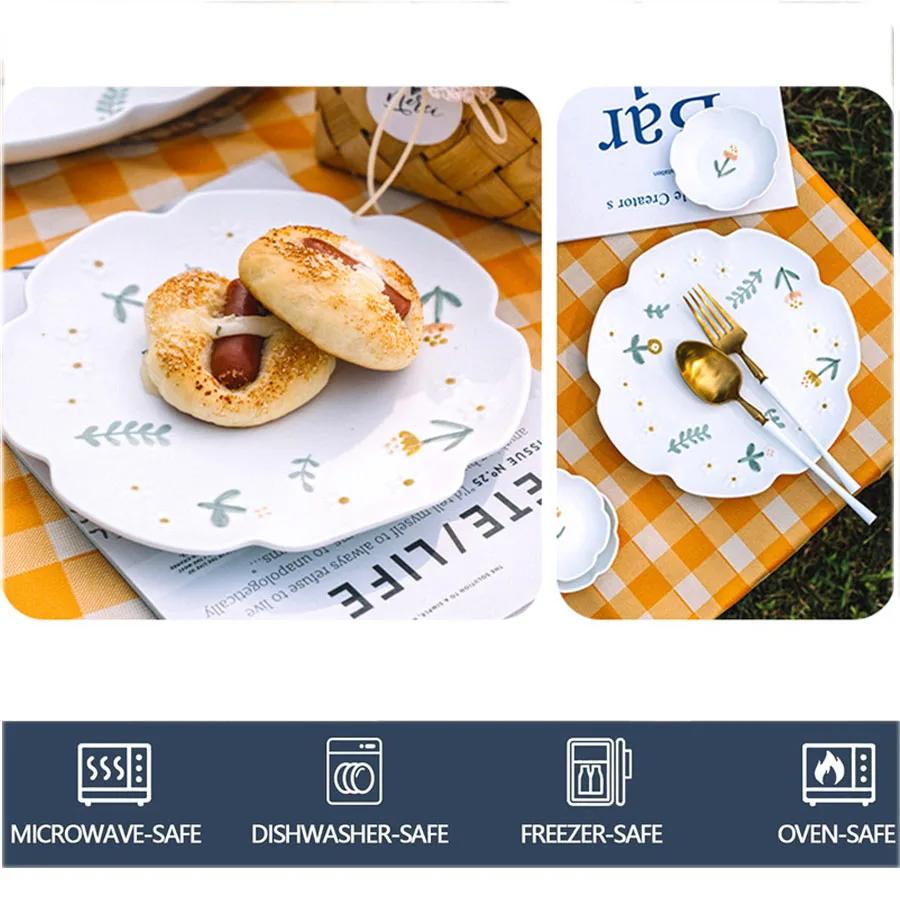 6/8.5inch Flower Ceramic Dinner Plate Kitchen Relief Frosted Plate For Pasta, Bread, Dessert Restaurant Tableware Service Dish