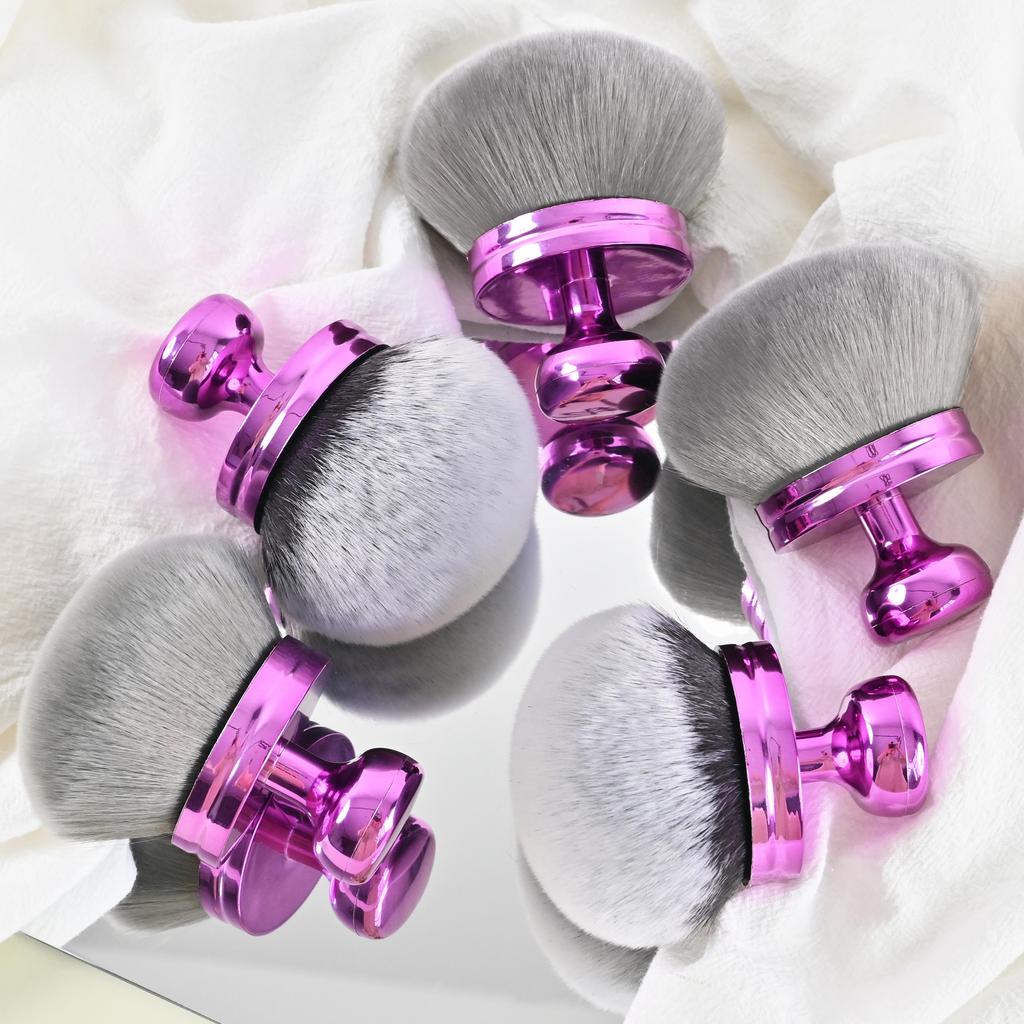 Extra Large Fluffy Powder Brush for Body & Neck Soft Kabuki Makeup Brush for Loose & Pressed Powder, Foundation, Fiber Brush for Smooth Blending