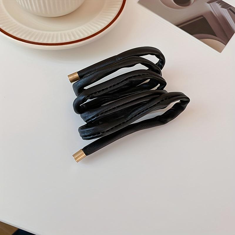 Versatile Hair Tie for Everyday Commuting Styles