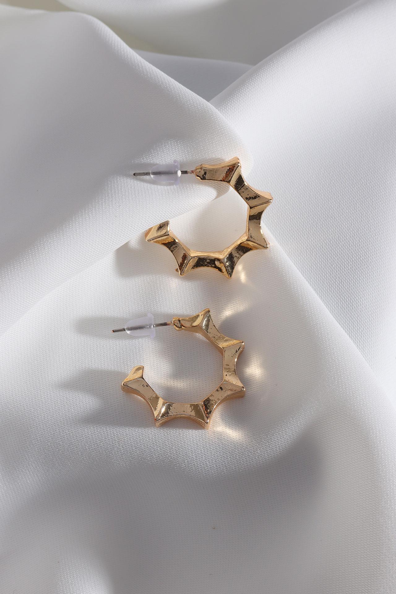 

Винтажные серьги-кольца золотого цвета