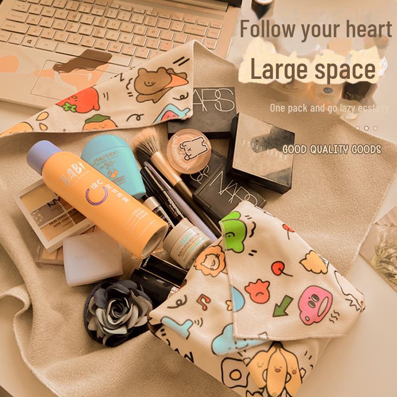 Wielofunkcyjna kosmetyczka z wkładką na aparat i samoprzylepną składaną tkaniną