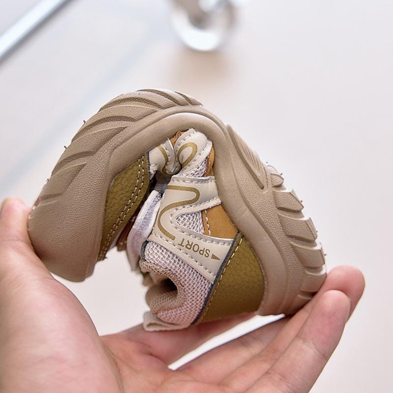 Autumn Breathable Mesh Kids' Outdoor Sneakers, Boys' Soft-Sole Anti-Kick Casual Shoes, Comfortable Toddler Running Shoes.