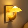 Nachtlampje Paddestoelvorm LED Nachtlampje Stekkeradapter Zacht Warm Licht Decoratieve Verlichting voor Kinderkamer Slaapkamer