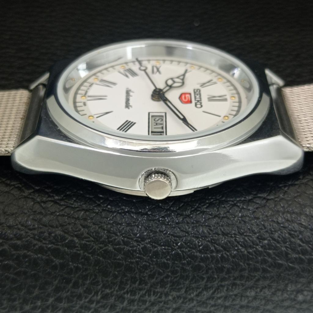 REFURBISHED SEIKO 5 AUTOMATIC VINTAGE JAPAN MENS ROMAN FIGURE WATCH a442665-1