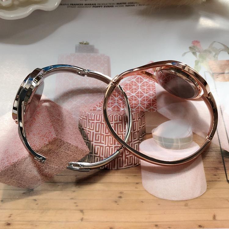 Bangle Watch Women Quartz Wristwatch Minimalist Dial Brand New Design Clock Fashion Diamond Rhinestone Bracelet Band Retro Reloj
