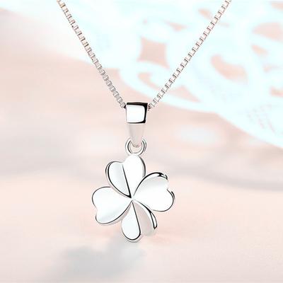 Clover S925 Sterling Silver Necklace Women's Clavicle Chain Pendant Japanese and Korean Simple Necklace