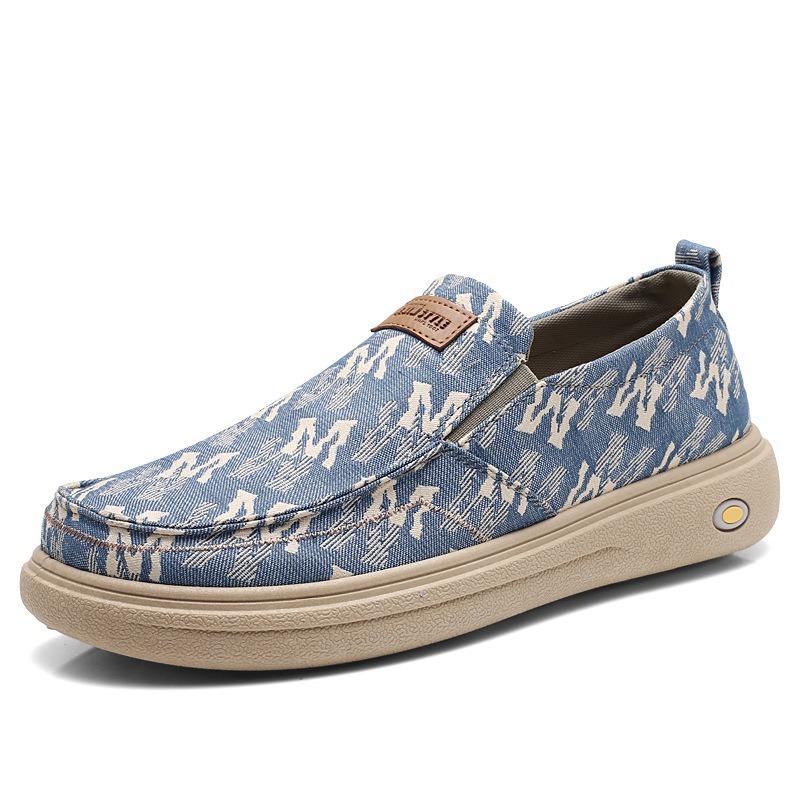 Men's Breathable Canvas Slip-On Shoes Lightweight Comfortable Durable Versatile.