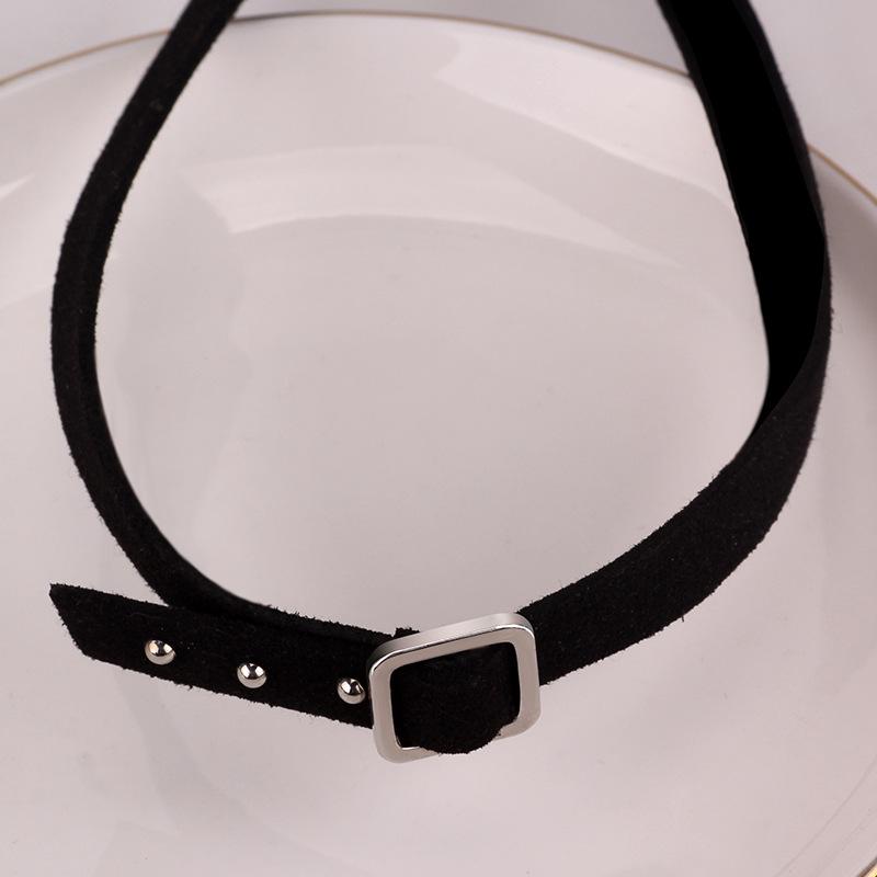 

Korean Trendy Geometric Neck Chain For Women Short Length Unique Design For Gifting срібний