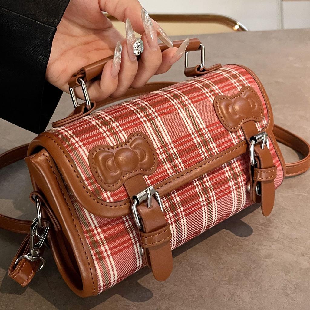 Korean ins small bag women 2025 new retro plaid portable pillow bag niche texture commuter messenger bag