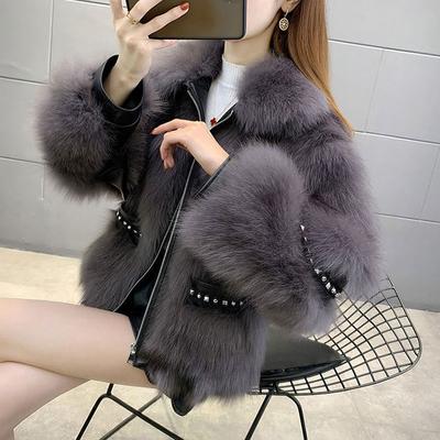 Fashion Short Fur Coat Women's Winter New Design Rivet Bat Sleeve Fur Integrated Coat
