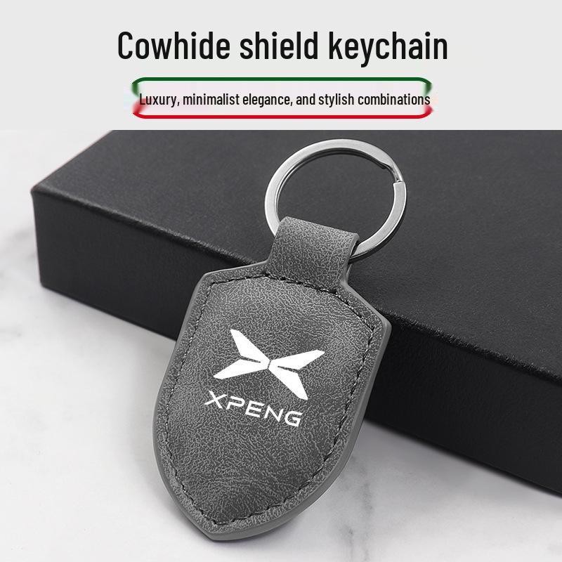Carbon Fiber Leather Car Keychain for Xiaopeng P7, G9, G3i, P5, G7 - Pendant Buckle for Men and Women