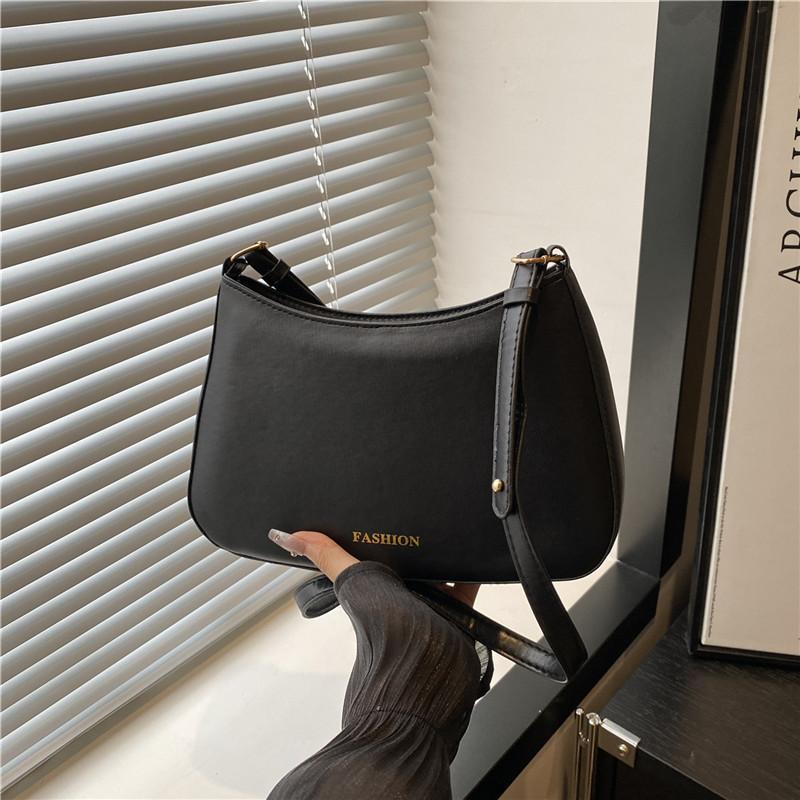 Korean Version Niche Underarm Bag Women's 2025 New Trendy Versatile Chain Shoulder Messenger Bag Texture Foreign Style Saddle Bag