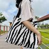 2022 Vintage Striped Knit Shoulder Tote - Large Capacity Fashion Bag for Women