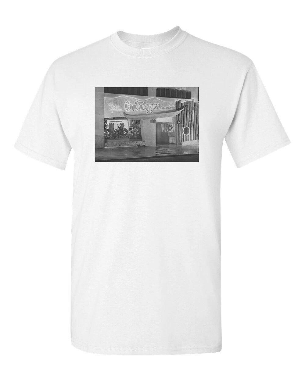 

Retro Tiki T Shirt White Cotton Bar Mug Restaurant No. 82 The Outrigger 2XL