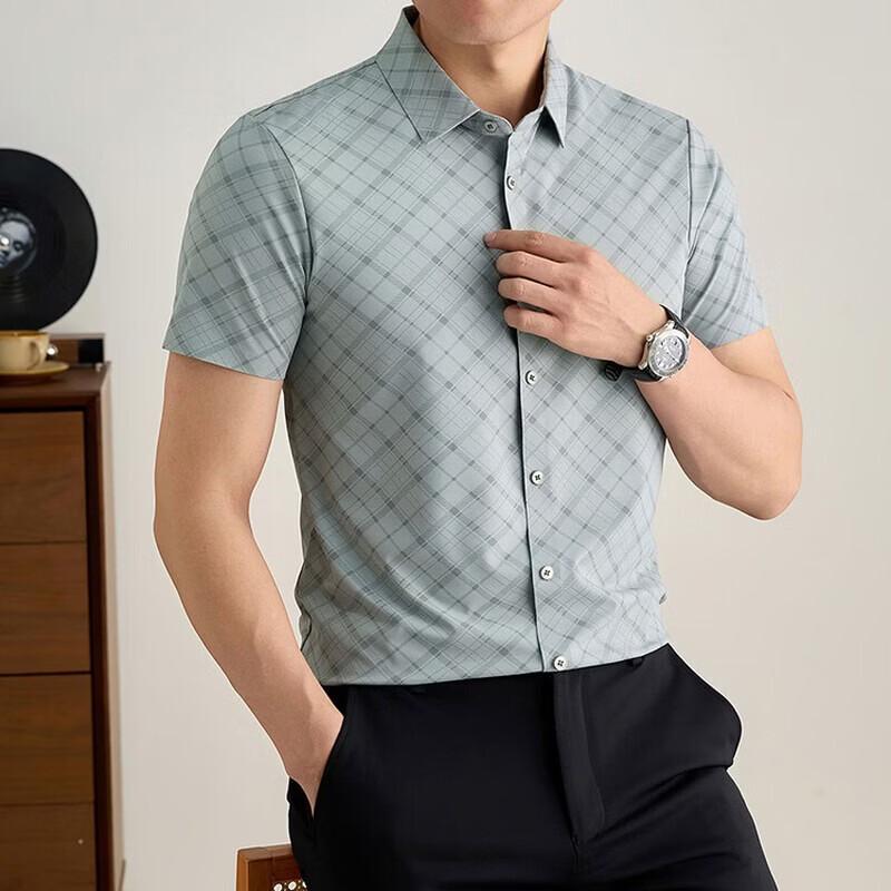 VEE KELLEN Men s Short-Sleeve Casual Shirt M (99-132 lbs) серый