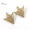 Women Collar Clip 1 Pair Vintage Shirt Clip, Hollow-Out Decoration Alloy Suit Triangle Brooch Pin for Men Metal