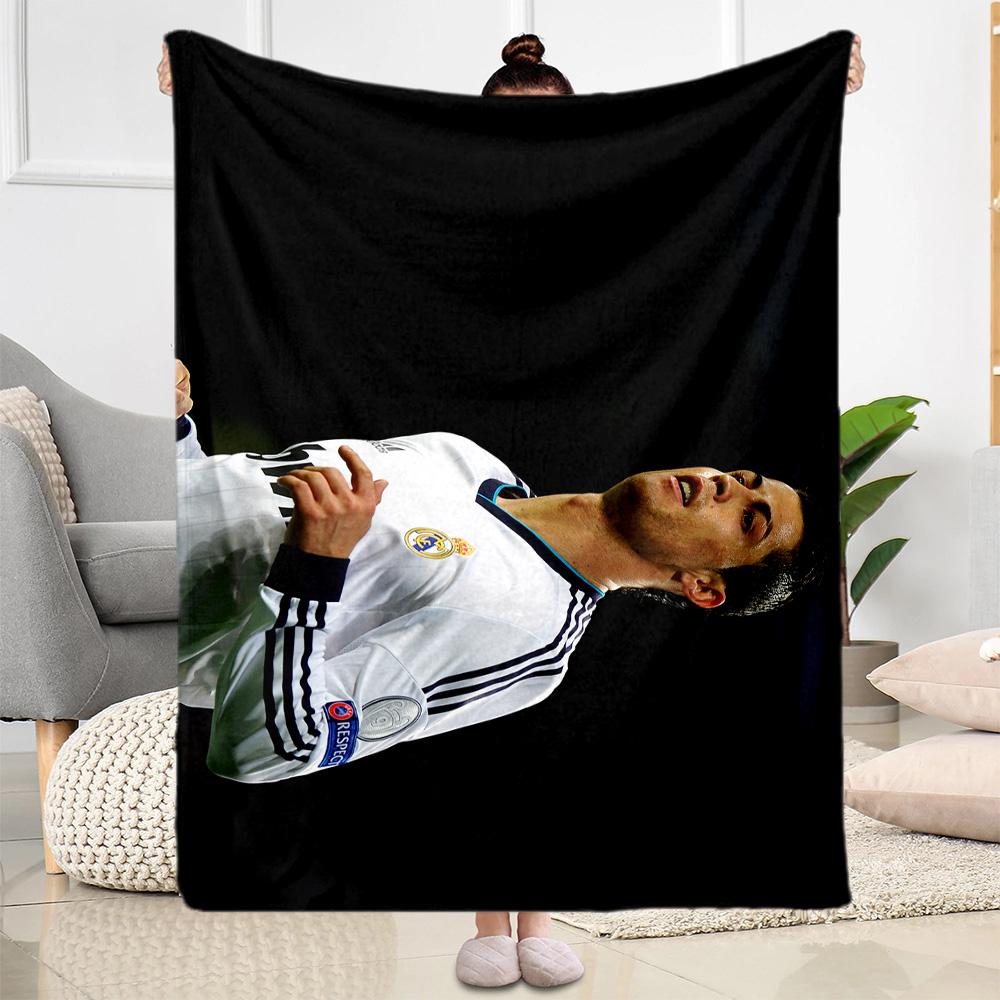 Cristiano Ronaldo Celebration Blanket Comfortable Suitable for Sofa Bedding Seaside Four Seasons Universal Digital Print Gift for Travel Home Birthday