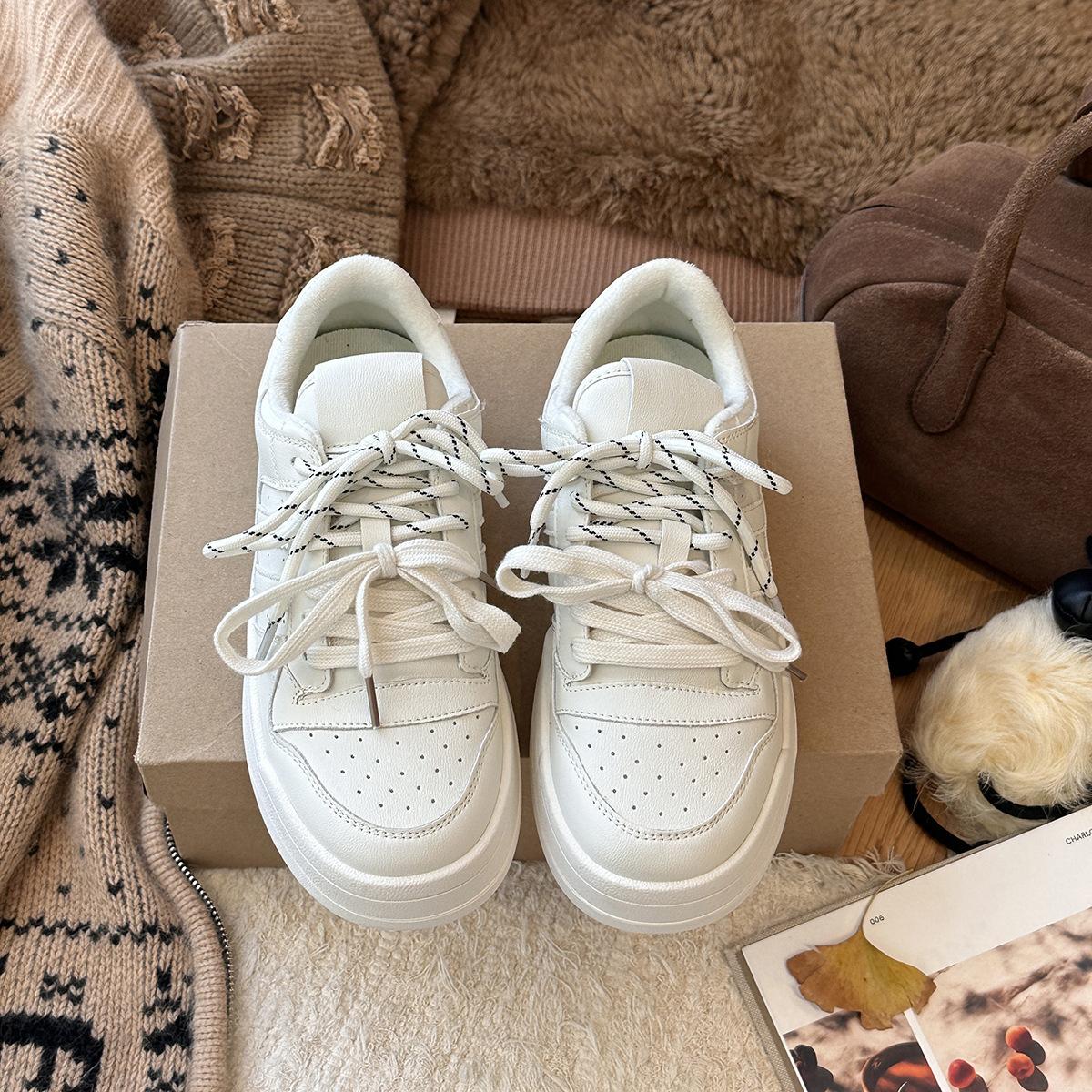 

Ретро белые туфли на платформе со шнуровкой, женские, 2025, новая мода, универсальные, удобные и легкие повседневные спортивные туфли 40 белый