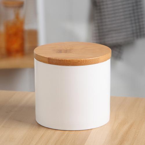 European Kitchen Ceramic Sealed Pot Coffee Milk Powder Food Storage Jar White Storage Bottle with Wooden Lid Home Decoration New