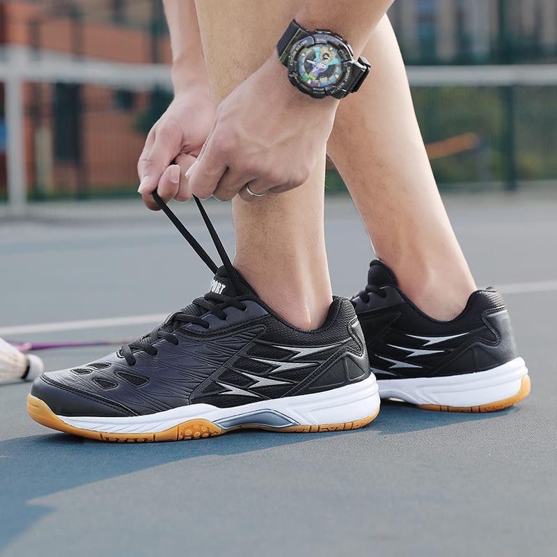New Badminton Shoes Sports Shoes Tennis Shoes Student Competition Training Table Tennis Shoes Carbon Board Running Shoes