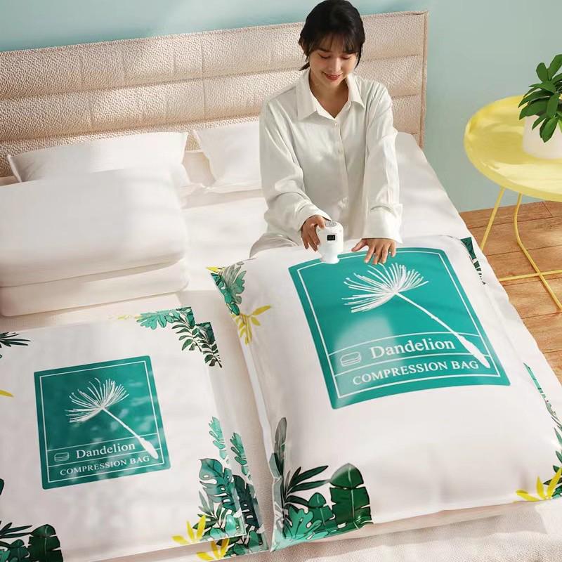 Thickened 3D Vacuum Compression Bags for Clothes and Quilts - No Pump Needed