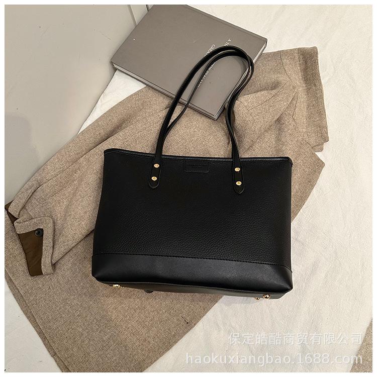 Premium Commuter Large-capacity Bag 2025 New Women's Bag Fashionable Versatile Shoulder Bag Autumn and Winter Popular Tote Bag