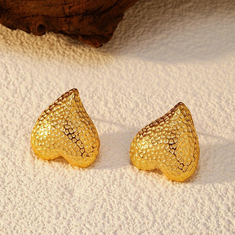 Chenhe Jewelry Light Luxury Jewelry Does Not Fade Love Earrings Design Sense Niche High Sense Earrings Female Titanium Steel Stud Earrings