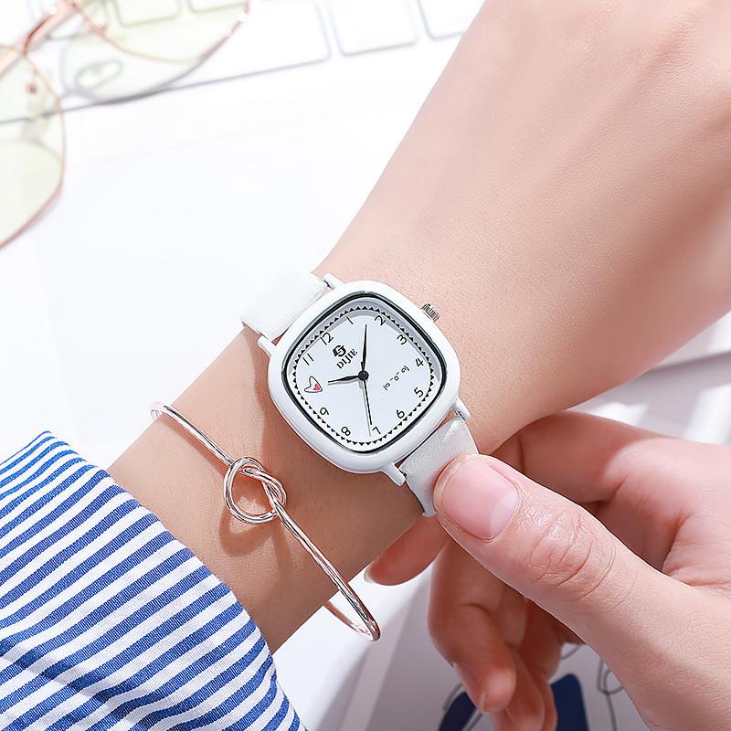 Student Fashion Square Heart Quartz Watch For High School Exams With Leather Strap