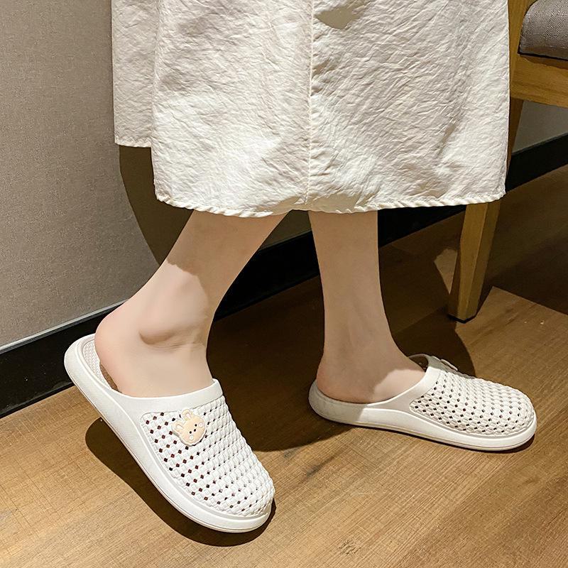 2024 Modische Hohlsandalen für Damen - Atmungsaktive, bequeme, flache Strandpantoffeln