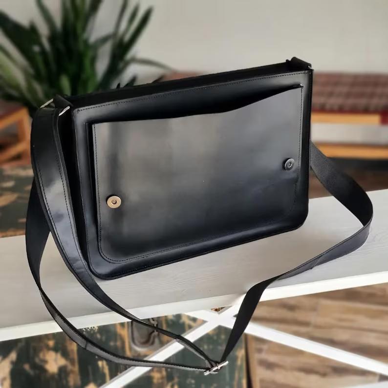 Personalized Black Leather Messenger Bag | Handcrafted Men’s Leather Bag | Elegant Business Laptop Case | Cozy Business Case | Leather Case