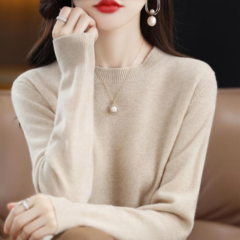 GMXIA Autumn Winter Loose Foreign Air Soft Waxy Chunky Crew Neck Pullover with A Sweater On The Outside