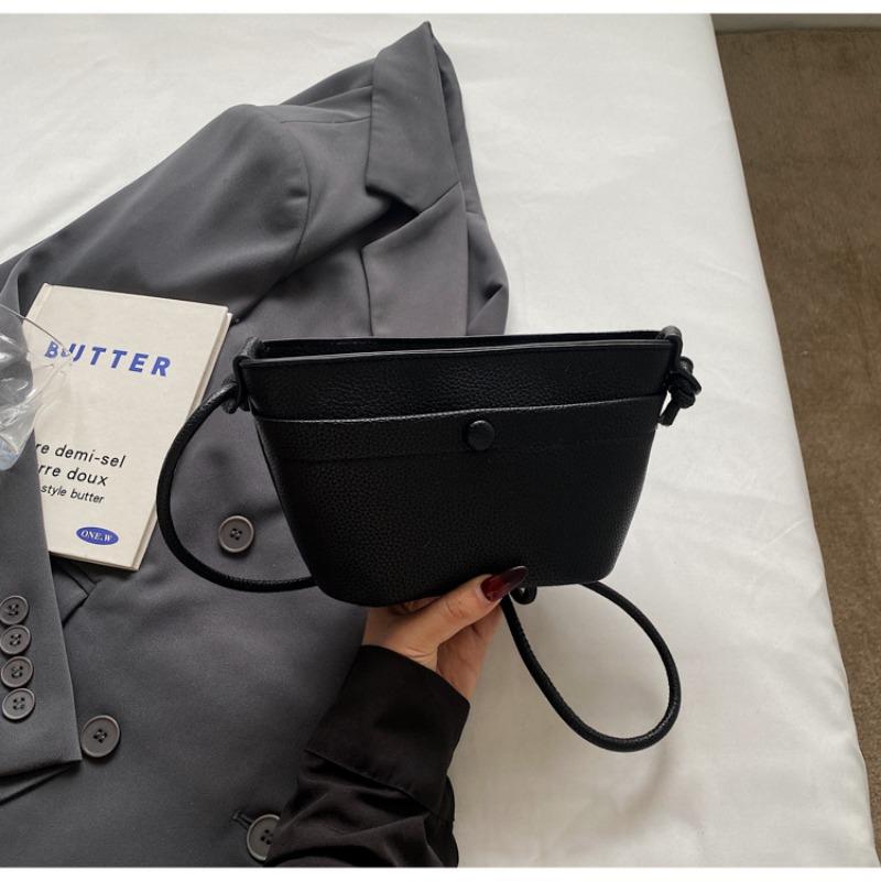 Simple Casual Fashion Sheepskin Boat Messenger Bag Trendy Versatile Handbag Premium Lightweight Shoulder Bag