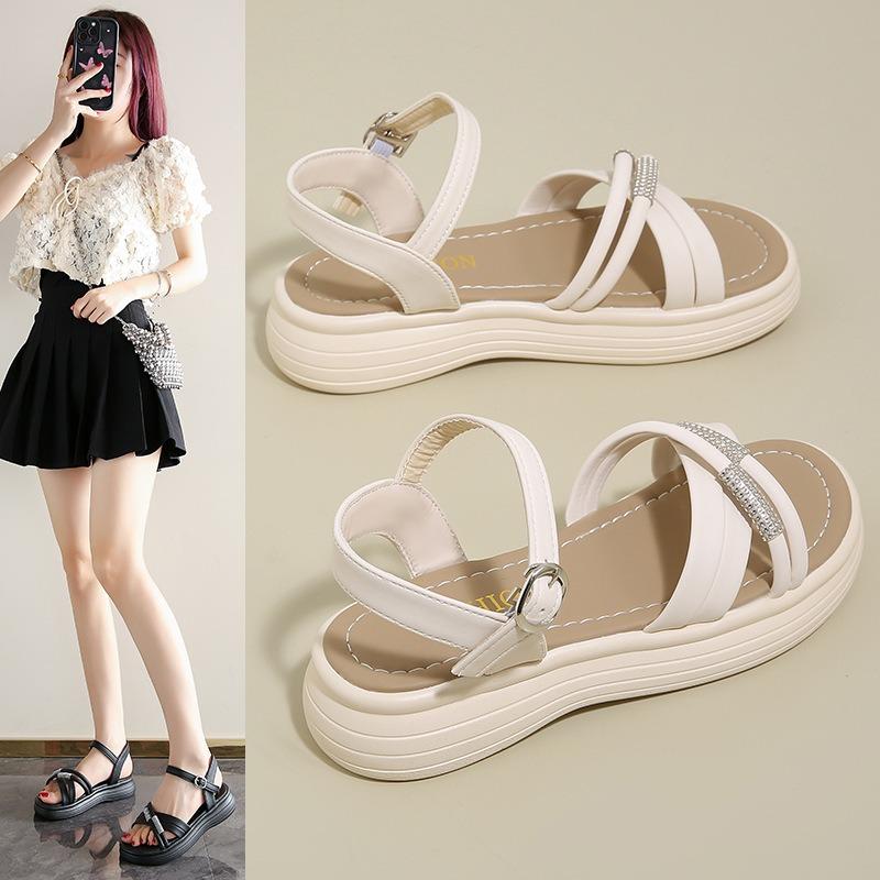 Sandals women's summer outer wear is not tired of feet, new thick-soled heightening small shoes, non-slip beach cool slippers